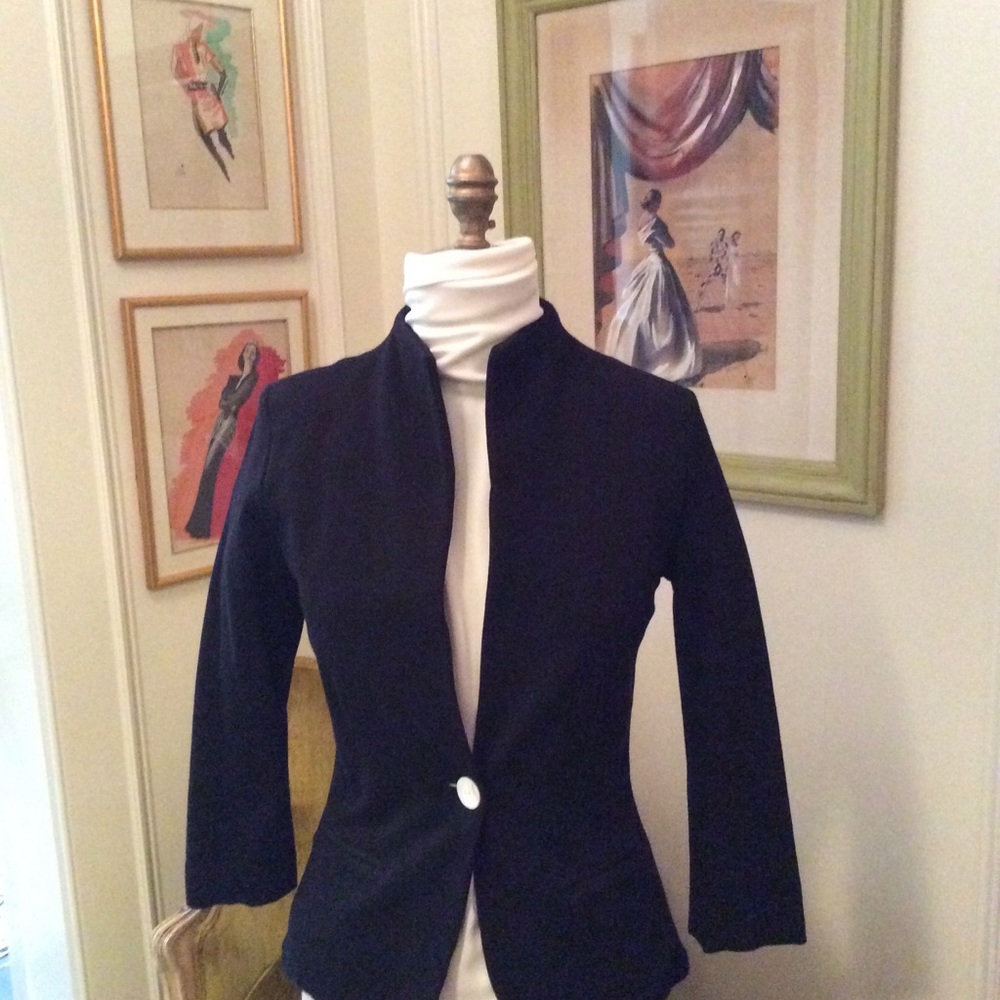 Blazer - Picture 3 of 3